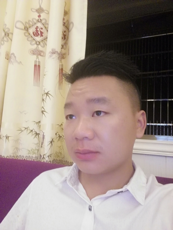 王梓林的第一张照片--岳阳蓝颜知己交友网